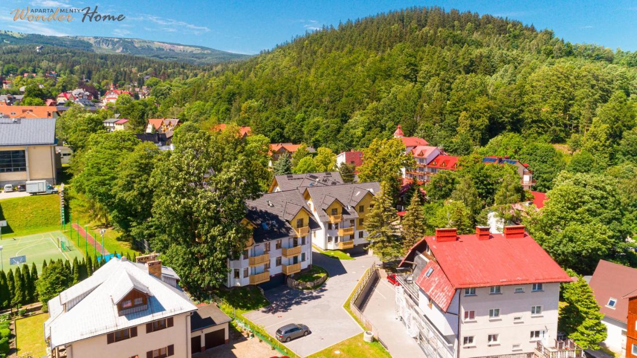 Wonder Home - Apartamenty Polozone Blisko Deptaka, Licznych Restauracji I Sklepow Карпач Экстерьер фото