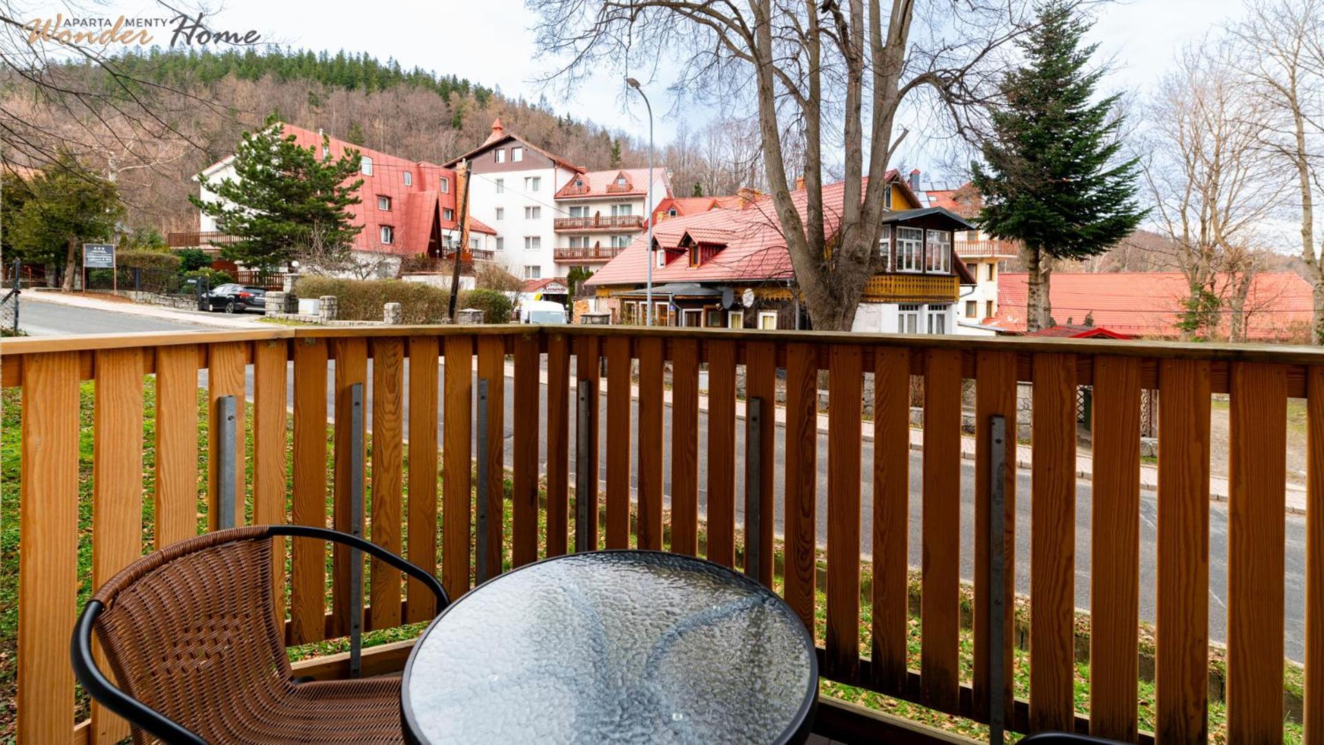 Wonder Home - Apartamenty Polozone Blisko Deptaka, Licznych Restauracji I Sklepow Карпач Экстерьер фото